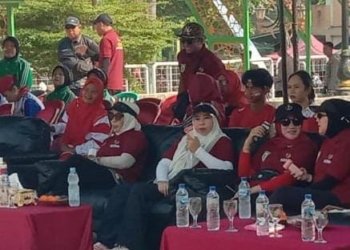 Semarak HUT ke-81 RI di Balangan, Lansia dan Peserta Aerobik Adu Kebugaran di Lapangan Martasura
