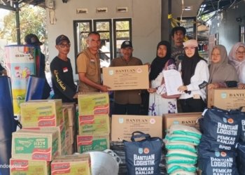 Kebakaran Hanguskan Tiga Rumah di Gambut, BPBD Banjar Salurkan Bantuan untuk 18 Warga Terdampak