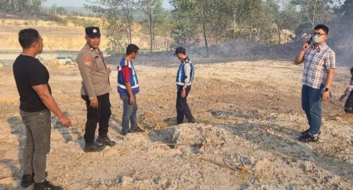 Ancaman Karhutla di Jantung Tahura Bukit Soeharto: Lima Hektare Lahan Terbakar di Pinggir Jalan Tol