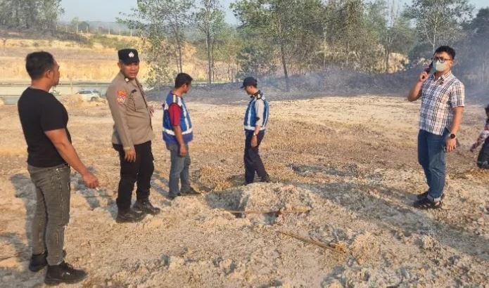 Ancaman Karhutla di Jantung Tahura Bukit Soeharto: Lima Hektare Lahan Terbakar di Pinggir Jalan Tol