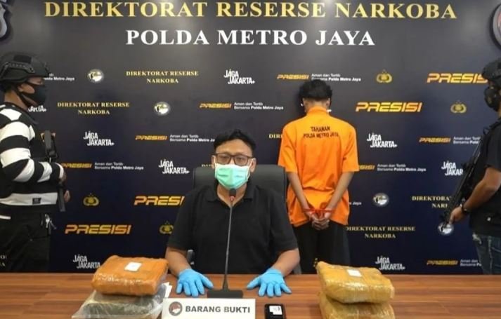 Pengiriman Modus Paket Kardus Ber-Bubble Wrap Terbongkar, Pria di Palmerah Ditangkap Bawa 4 Kg Ganja