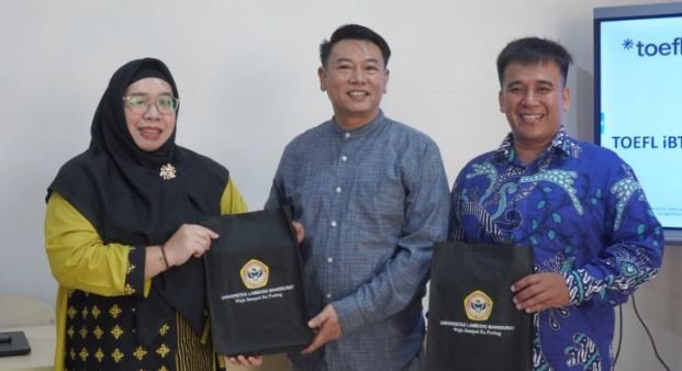 Siap Tembus Pasar Global, ULM Terobos Kelangkaan Layanan TOEFL iBT di Kalsel