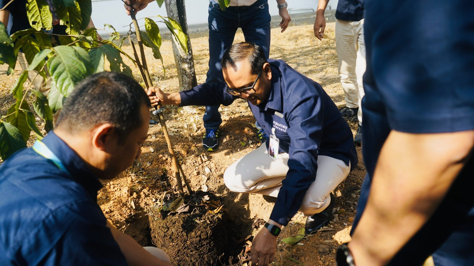 Maknai 2 Tahun Bertumbuh, Bandara Internasional Syamsudin Noor Lakukan Service Recovery Action