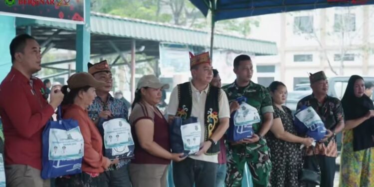 Waket DPRD Kapuas Apresiasi Bantuan Sembako dan Masker