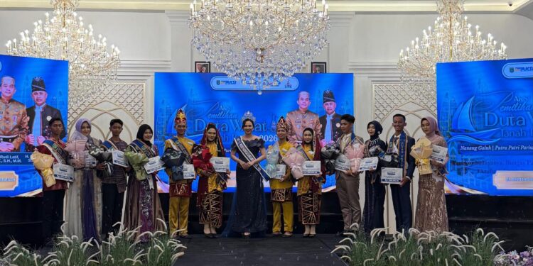 Bupati Andi Rudi Latif Dorong Duta Wisata Tanah Bumbu Jadi Penggerak Promosi Daerah