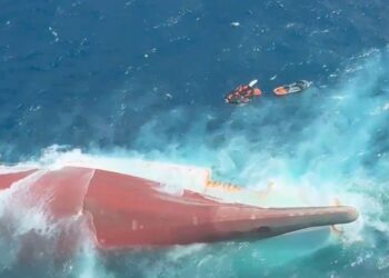 Bangkai KM Virgo Transport 8 Bergeser 1,6 Mil, Membalik Kapal Atau Menarik ke Perairan Dangkal