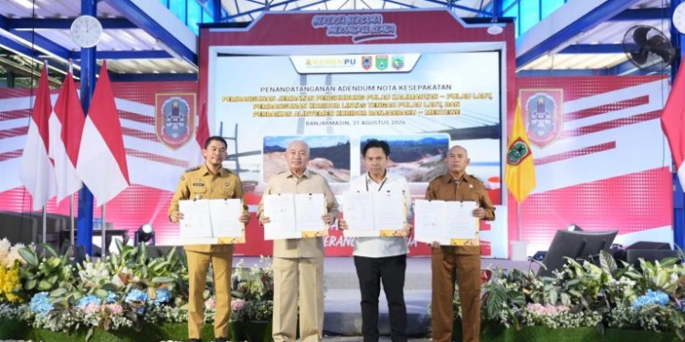 Bupati Kotabaru Lakukan Penandatanganan Adendum Nota Kesepakatan Bersama Proyek Strategis di Kalsel