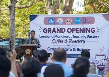 ULM Resmikan Teaching Factory Coffee dan Grandis Café untuk Perkuat Hilirisasi Kopi Kalimantan