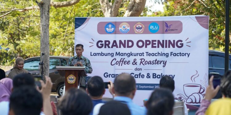 ULM Resmikan Teaching Factory Coffee dan Grandis Café untuk Perkuat Hilirisasi Kopi Kalimantan