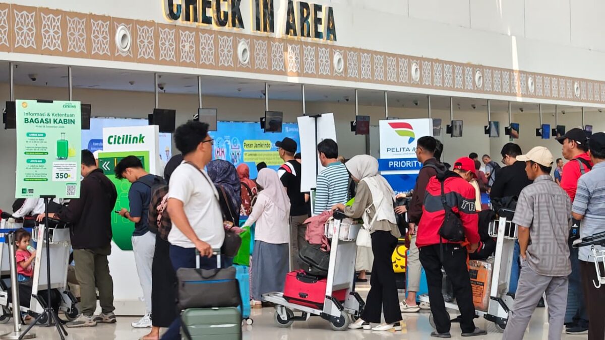 Kabut Asap Parah, Penumpang di Bandara Malah Melonjak?