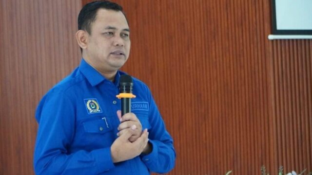 Anggota DPRD Tanah Bumbu, Makhruri Minta Sektor Industri Gandeng Sekolah Kejuruan