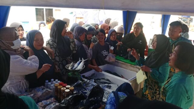 Pasar Ikan Kotabaru Mendadak Diserbu Warga!