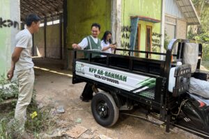 PLN Kalselteng Bantu Motor Roda Tiga untuk TPS 3R Ar Rahmah