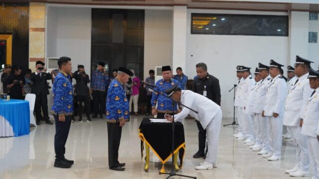 Bupati Kotabaru Lantik Puluhan Kepala Desa