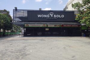 Ketat Jaga Jaminan Halal, Begini Komitmen Ayam Bakar Wong Solo Batulicin Tingkatkan Kepercayaan Konsumen