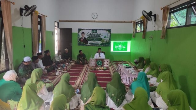 Peringati Hari Santri, Muslimat NU Simpang Empat Gandeng Rektor dari Jember, Perkuat Kepemimpinan dan Tata Kelola Organisasi