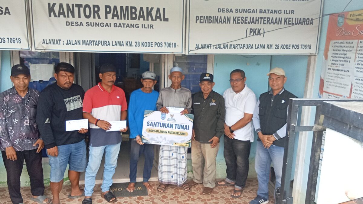 BAZNAS Kabupaten Banjar Salurkan Bantuan untuk Korban Puting Beliung di Sungai Batang Ilir