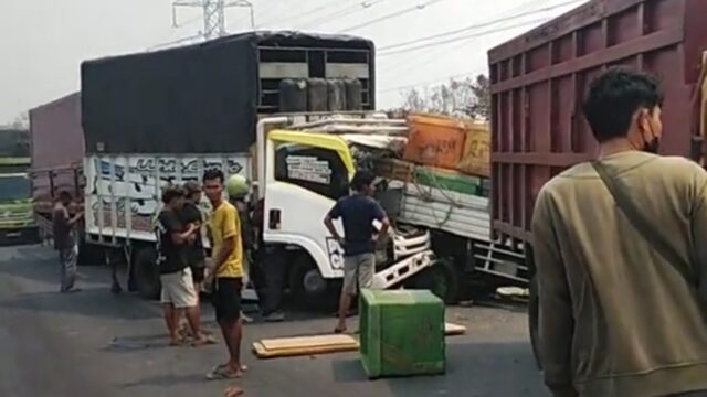 Dampak Kabut Asap Tebal Picu Kecelakaan Beruntun Hingga Korban Jiwa