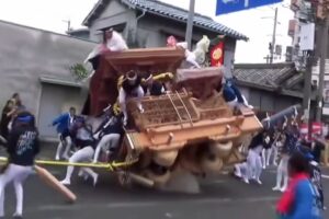 VIDEO: Festival Danjiri di Jepang Makan Korban!