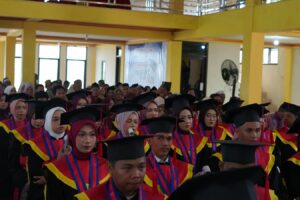 Wisudawan Politehnik Kotabaru Siap Serbu Dunia Kerja!